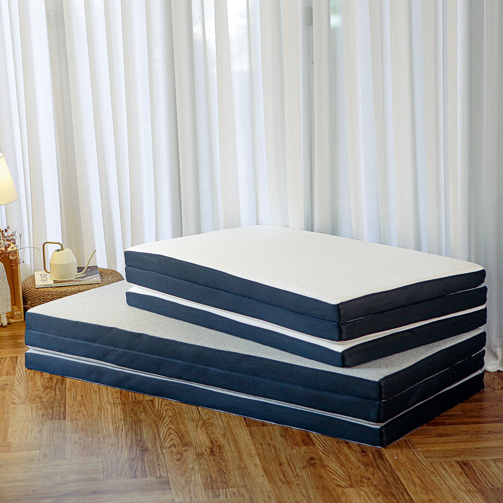 에어코일 구조를 설명하는 이미지로, 통기성과 편안함을 강조.