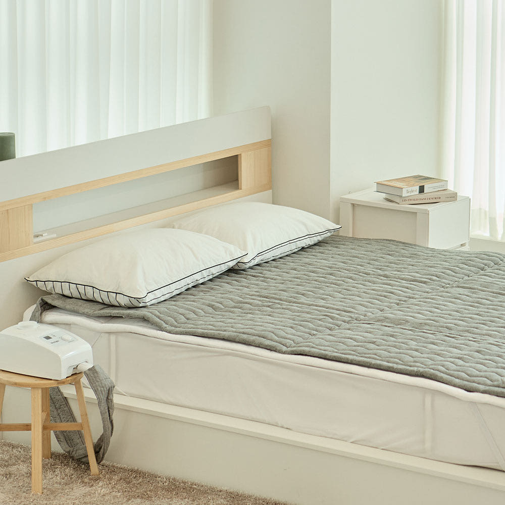 비나잇 프리미엄 온수매트의 세탁 가능 여부와 사용 기간의 장점을 설명하는 이미지.