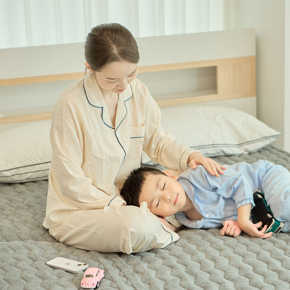 비나잇 프리미엄 온수매트의 세밀한 온도 조절 기능을 보여주는 이미지.